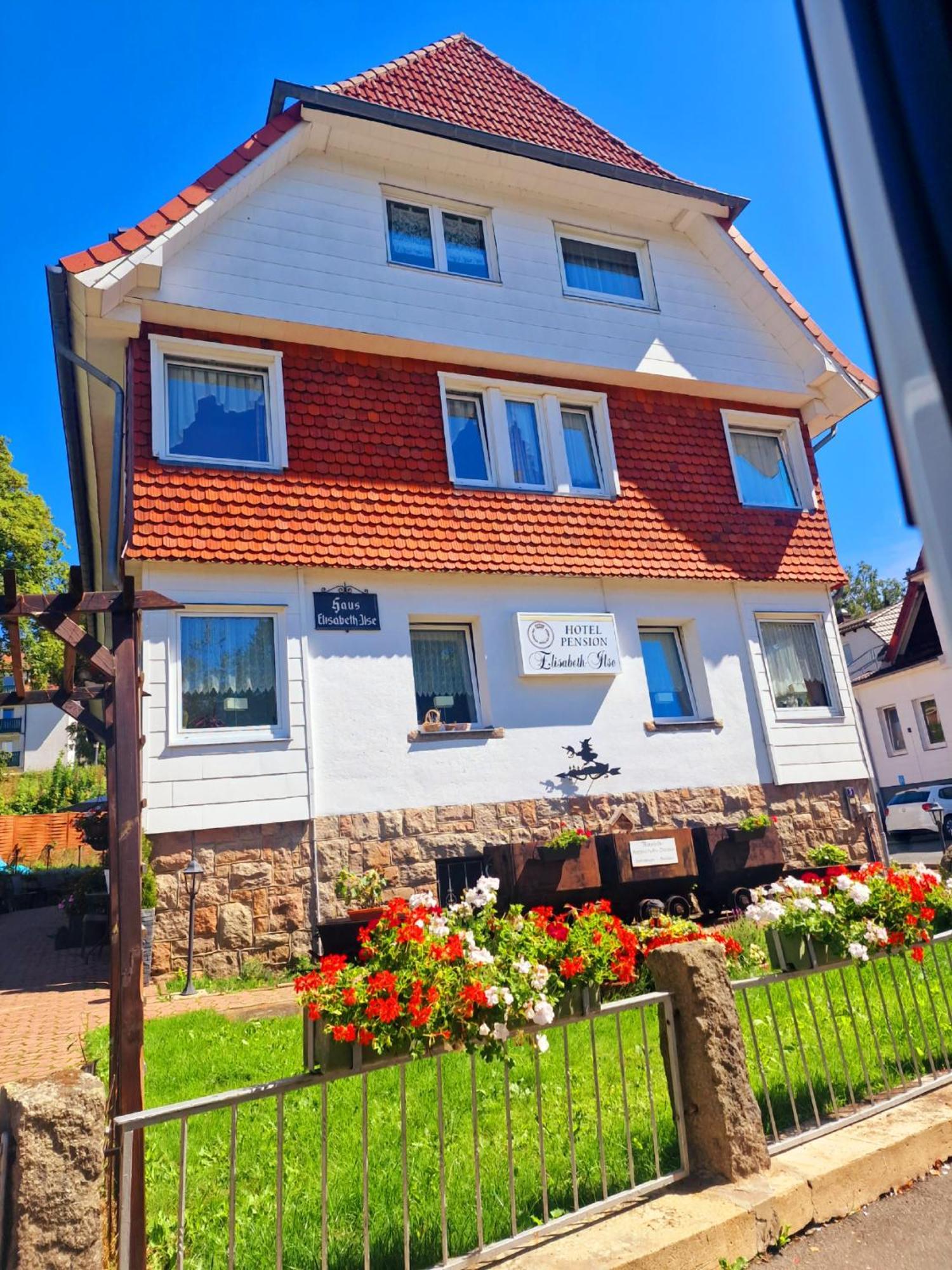 בראונלאגה Hotel Elisabeth Ilse מראה חיצוני תמונה